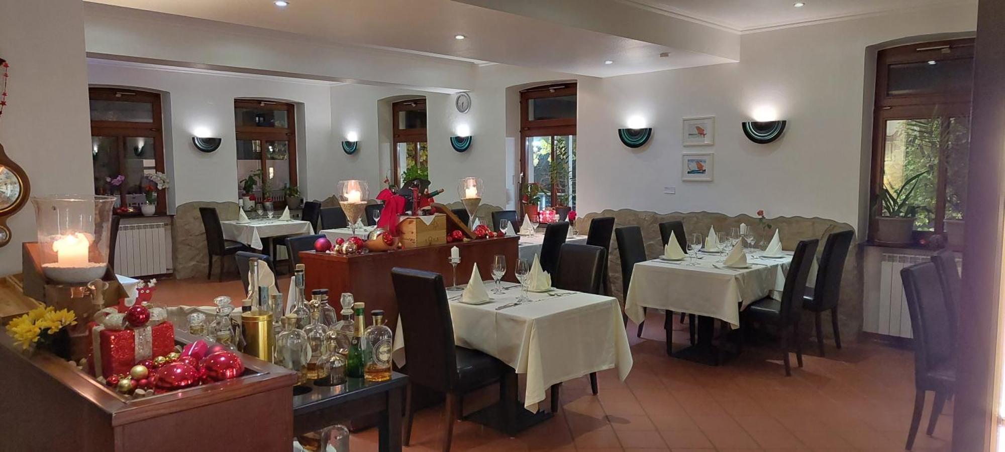 Hotel La Cascina Wennigsen ภายนอก รูปภาพ