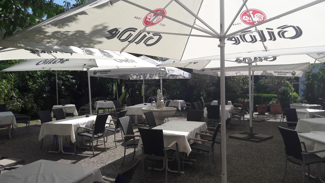Hotel La Cascina Wennigsen ภายนอก รูปภาพ