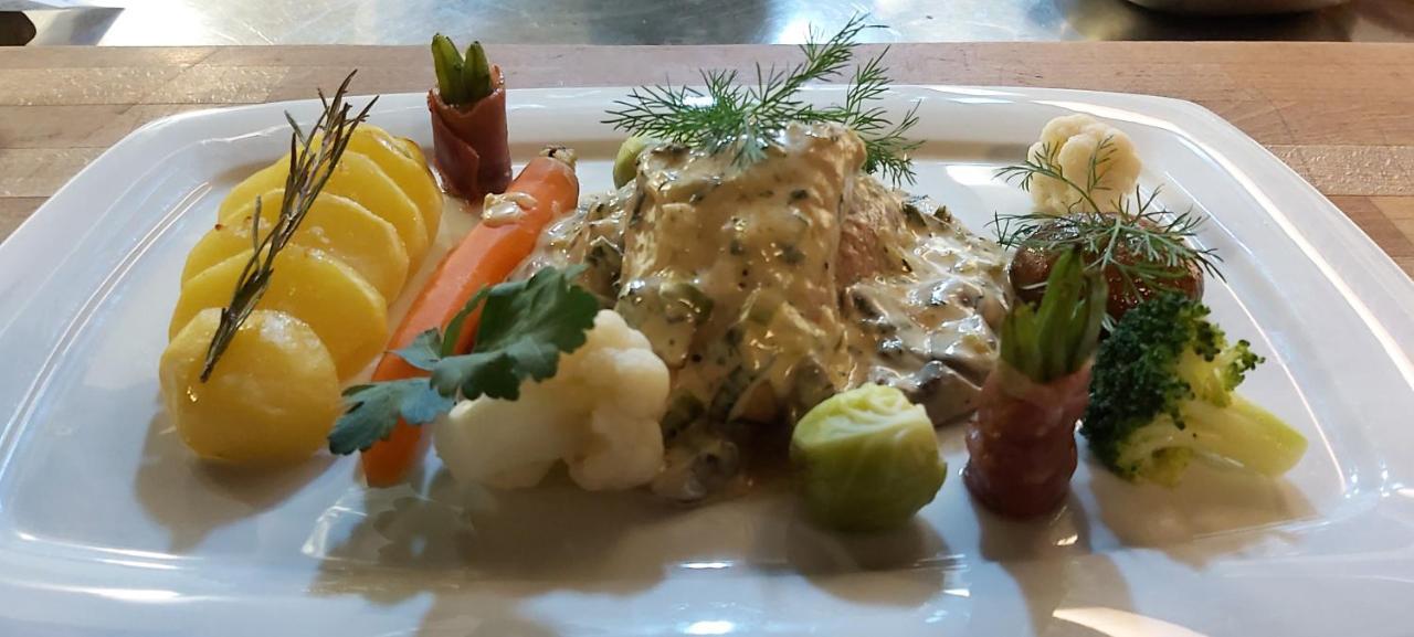 Hotel La Cascina Wennigsen ภายนอก รูปภาพ
